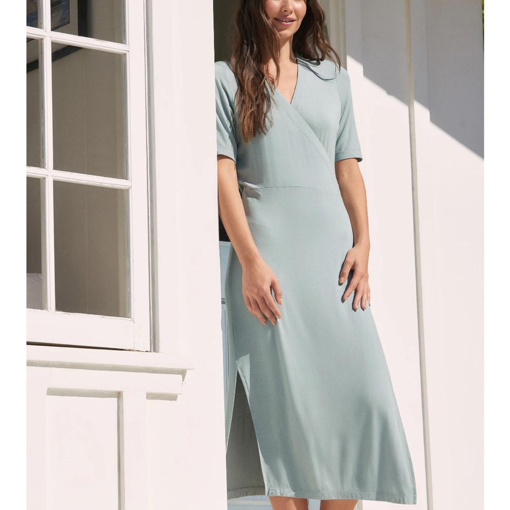 Barefoot Dreams Luxe Milk Jersey 3/4 Sleeve Wrap Dress